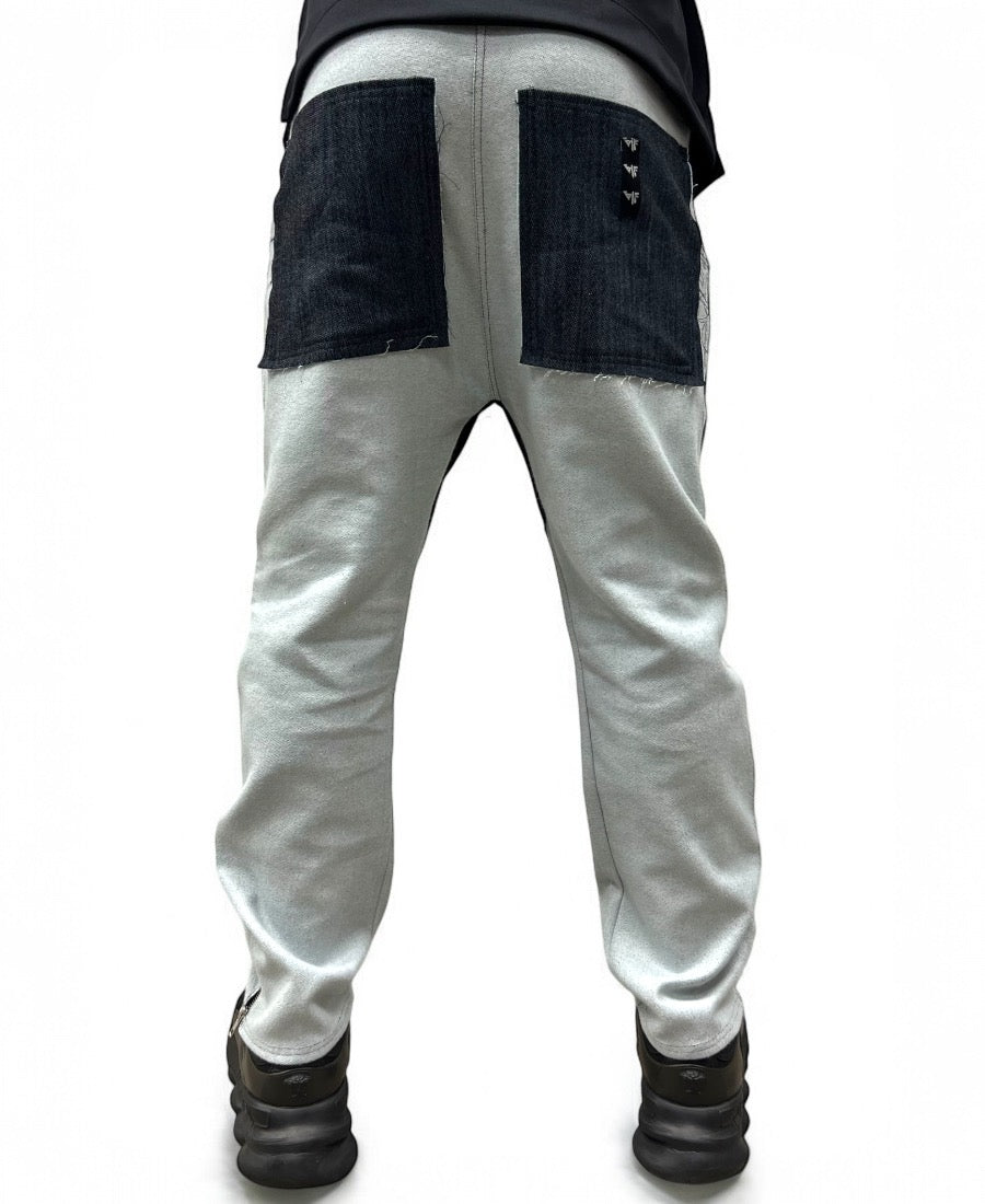 Blugi cu design negru