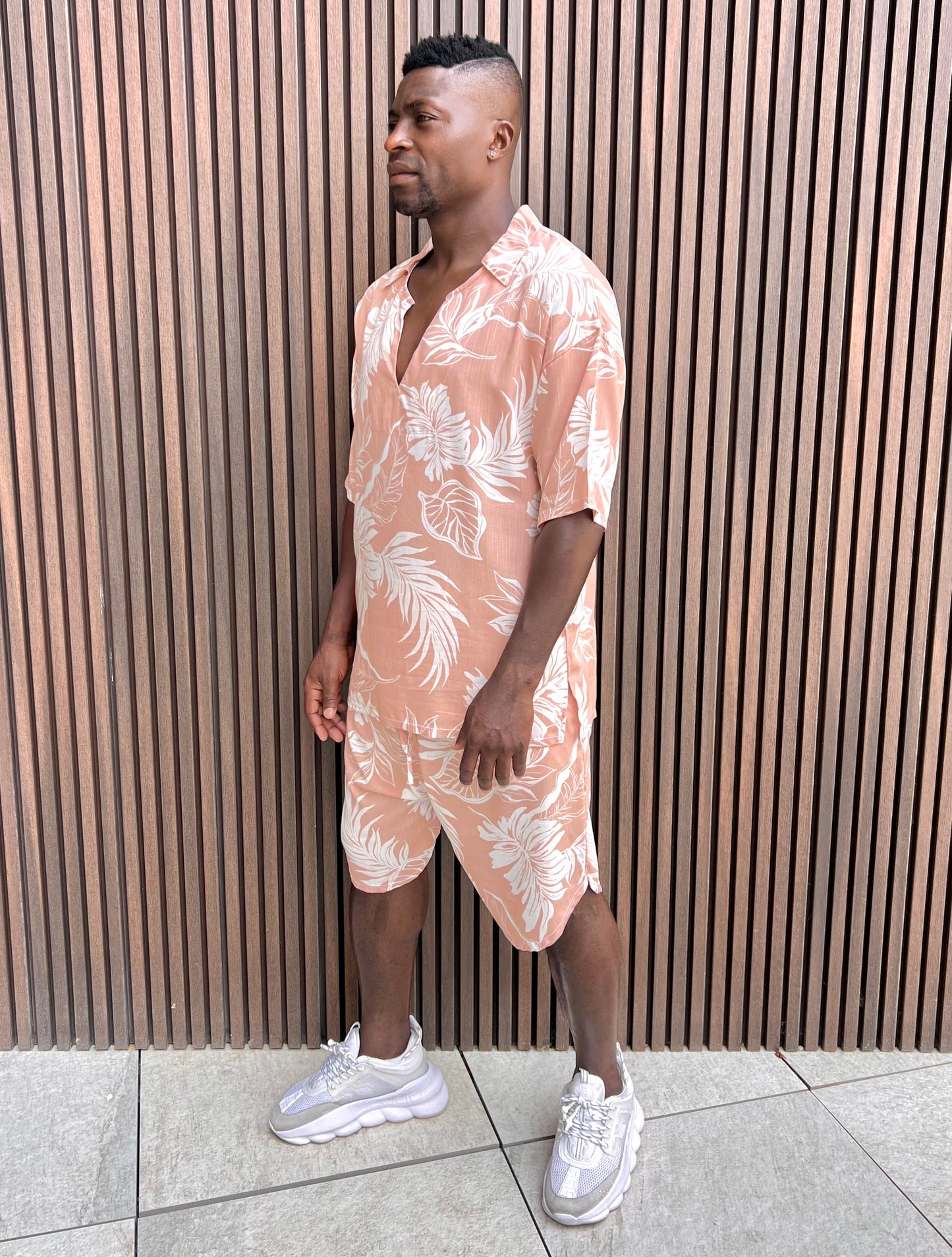 Tricou in culori de vara