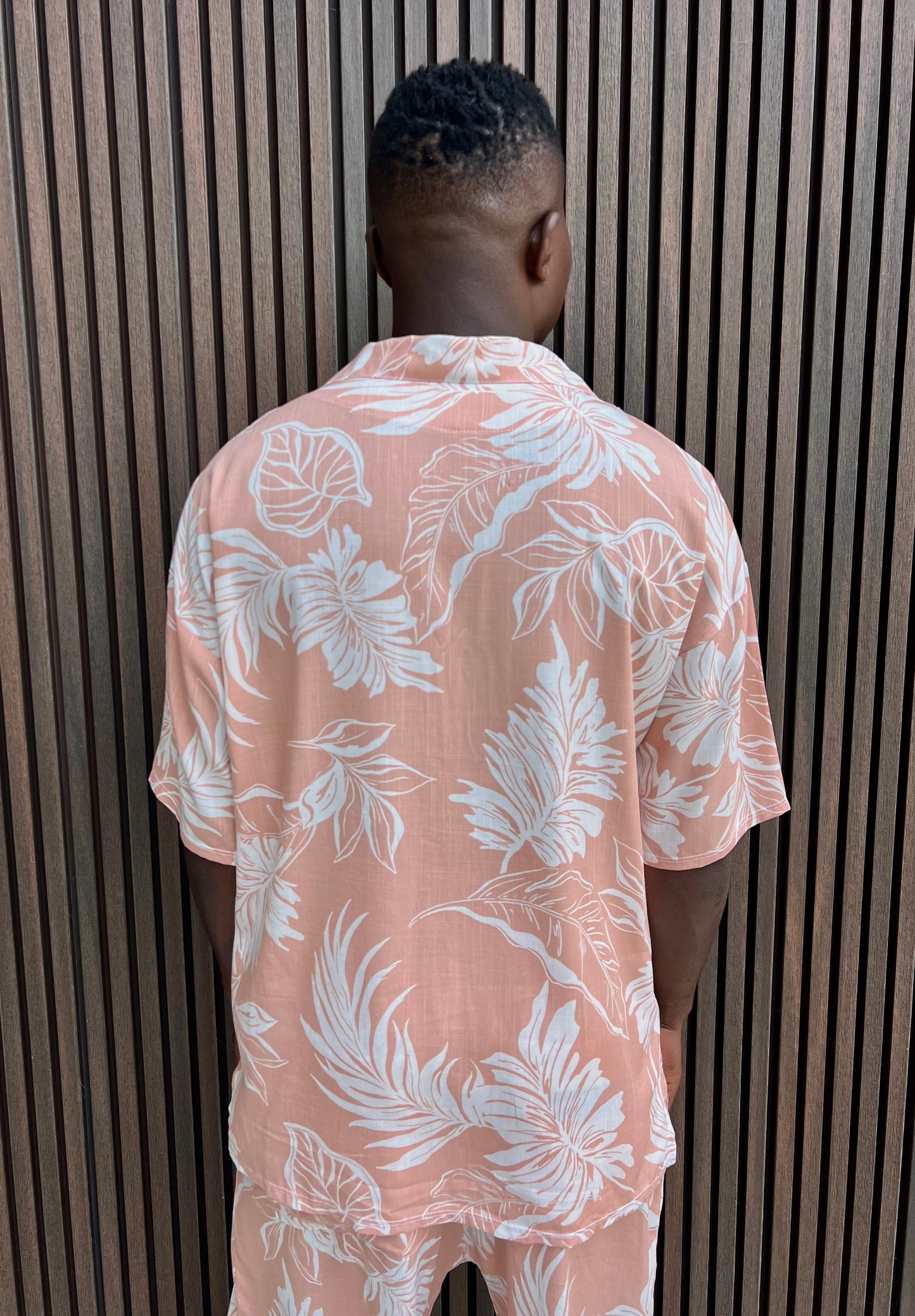 Tricou in culori de vara