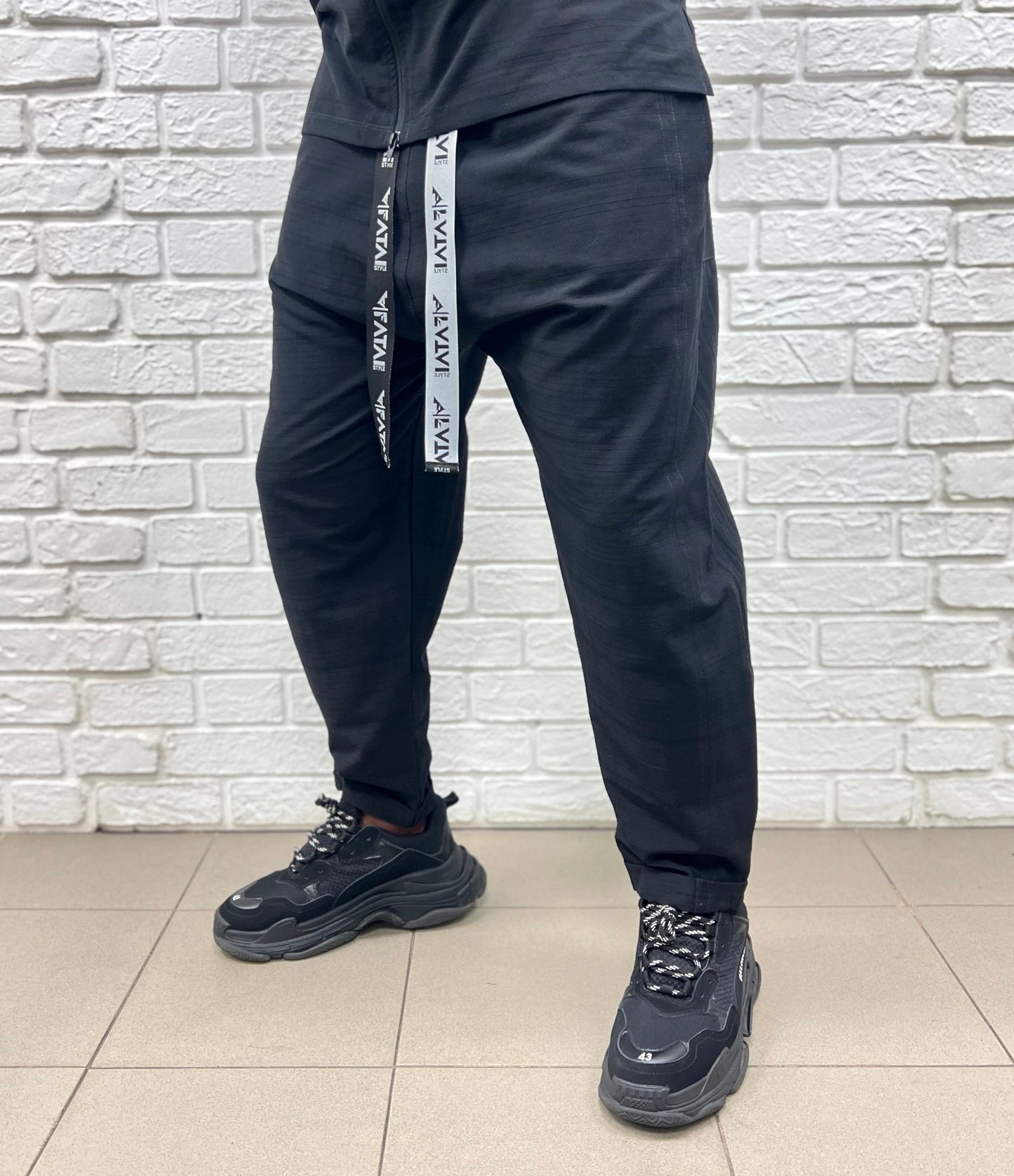 Compleu negru casual cu pantalon