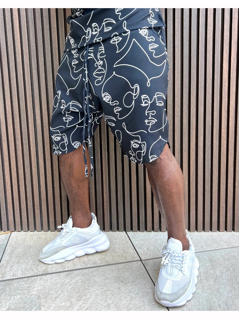 Pantaloni scurti negri cu design grafic