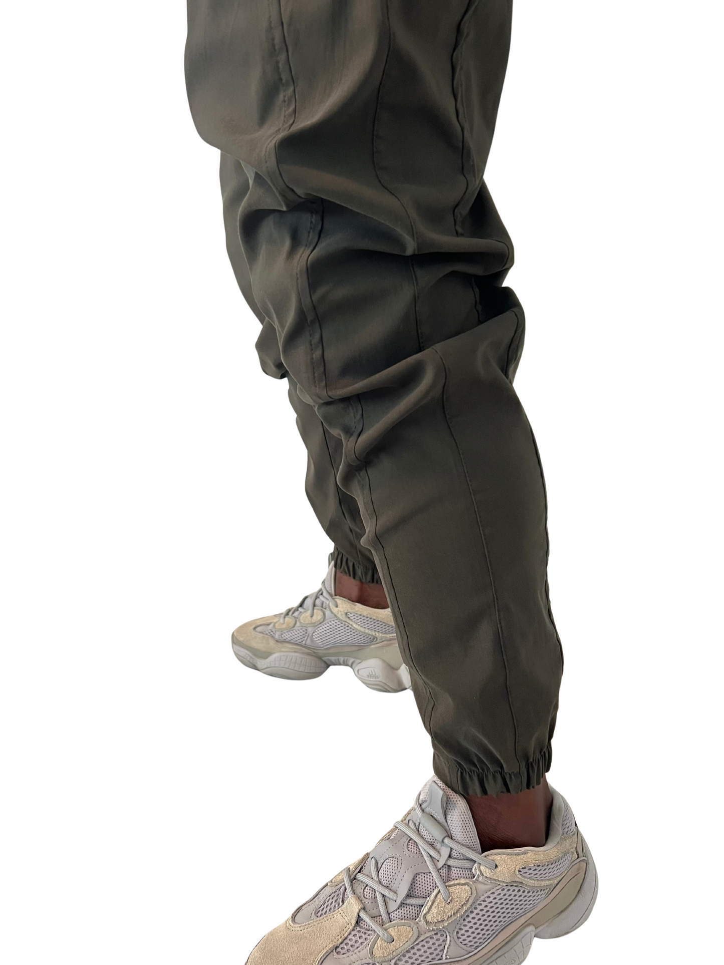 Pantaloni kaki cu elastec