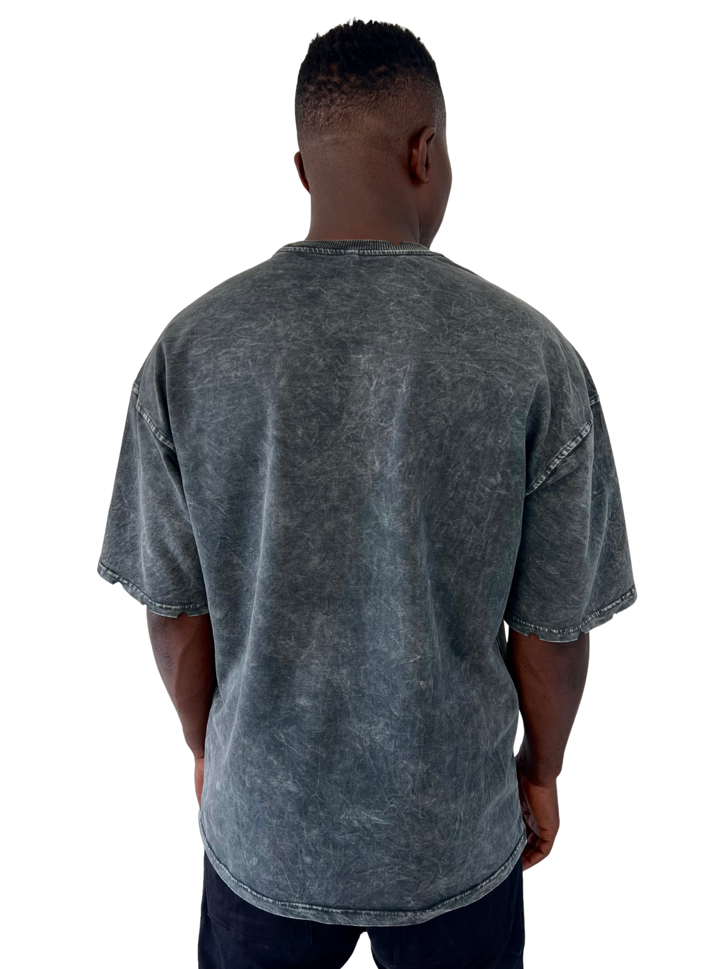 Tricou gri vopsit manual