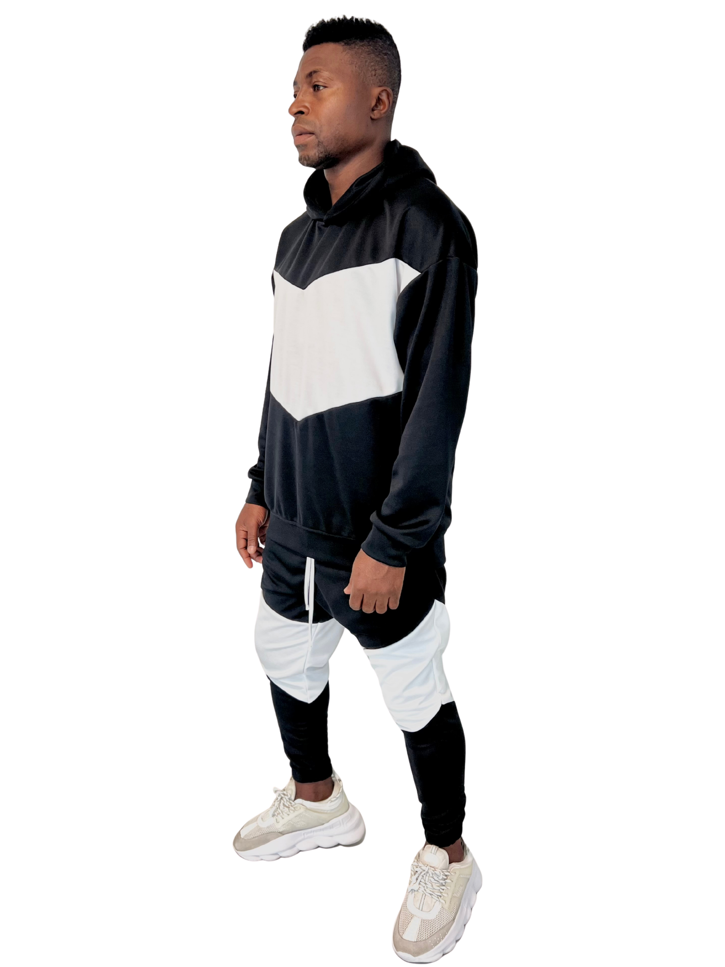 Compleu in combinatie de negru cu alb