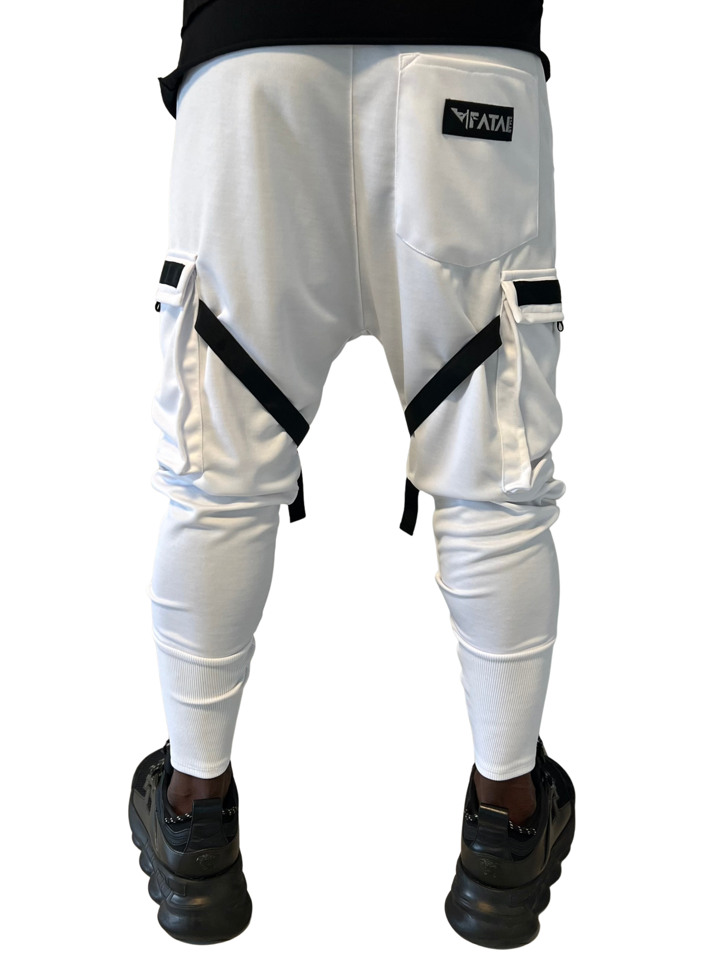 Pantaloni albi cu banda neagra aplicata
