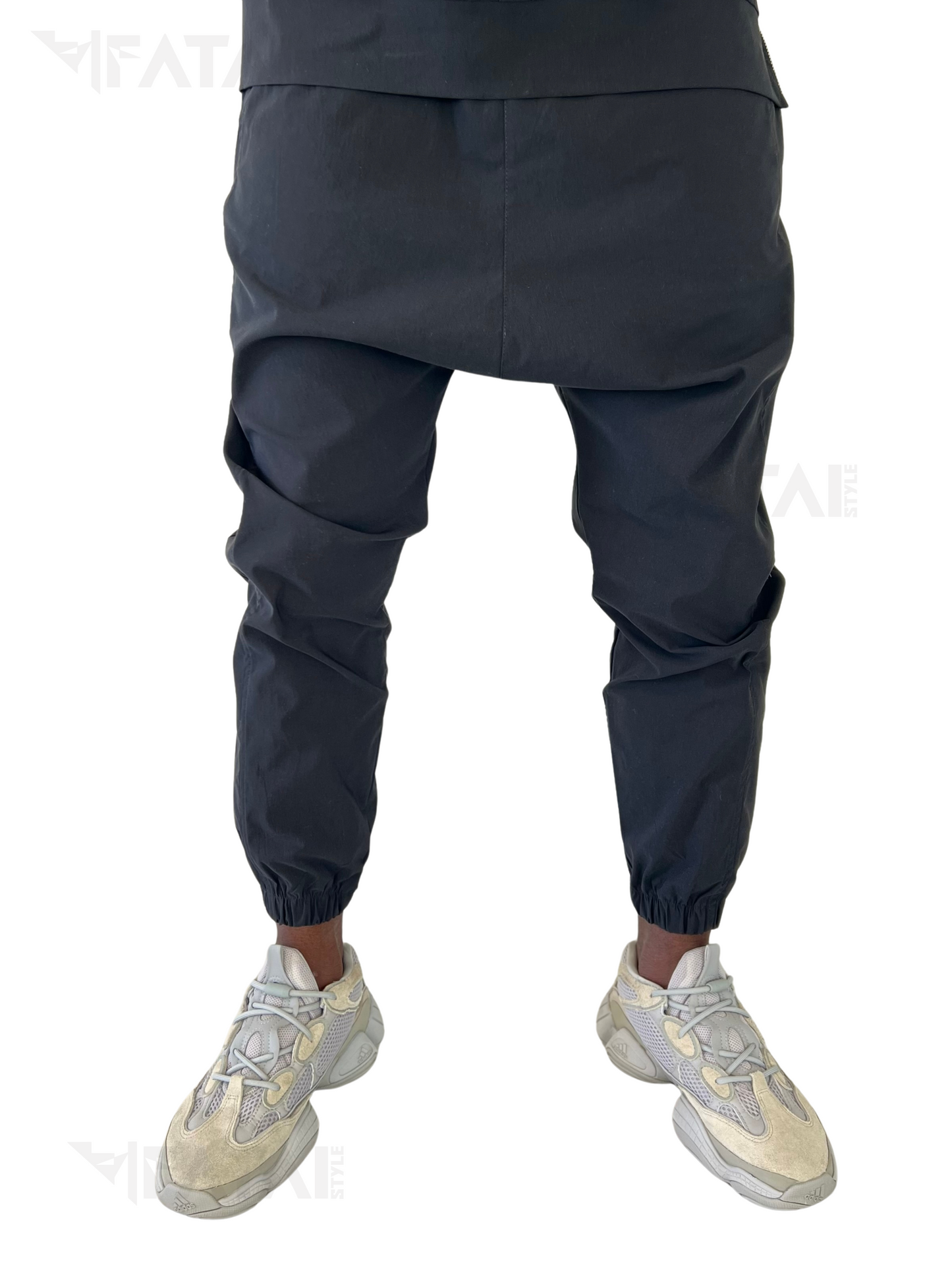 Pantaloni negri cu elastec