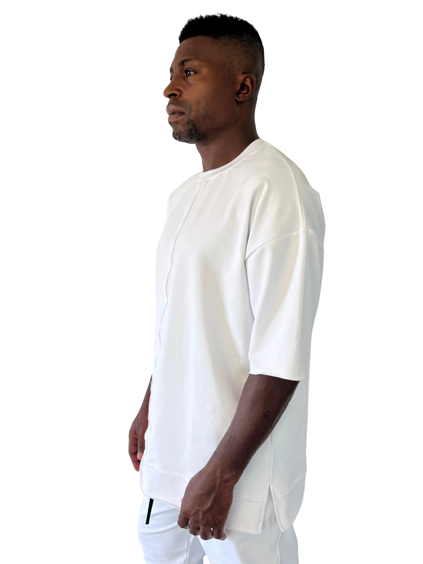 Tricou alb oversize cu multiple taieturi