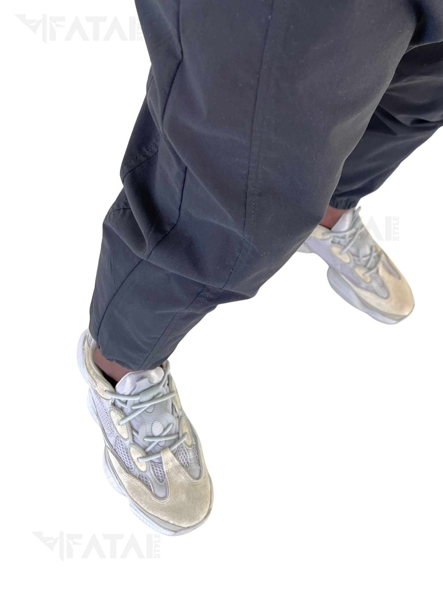 Pantaloni negri cu elastec