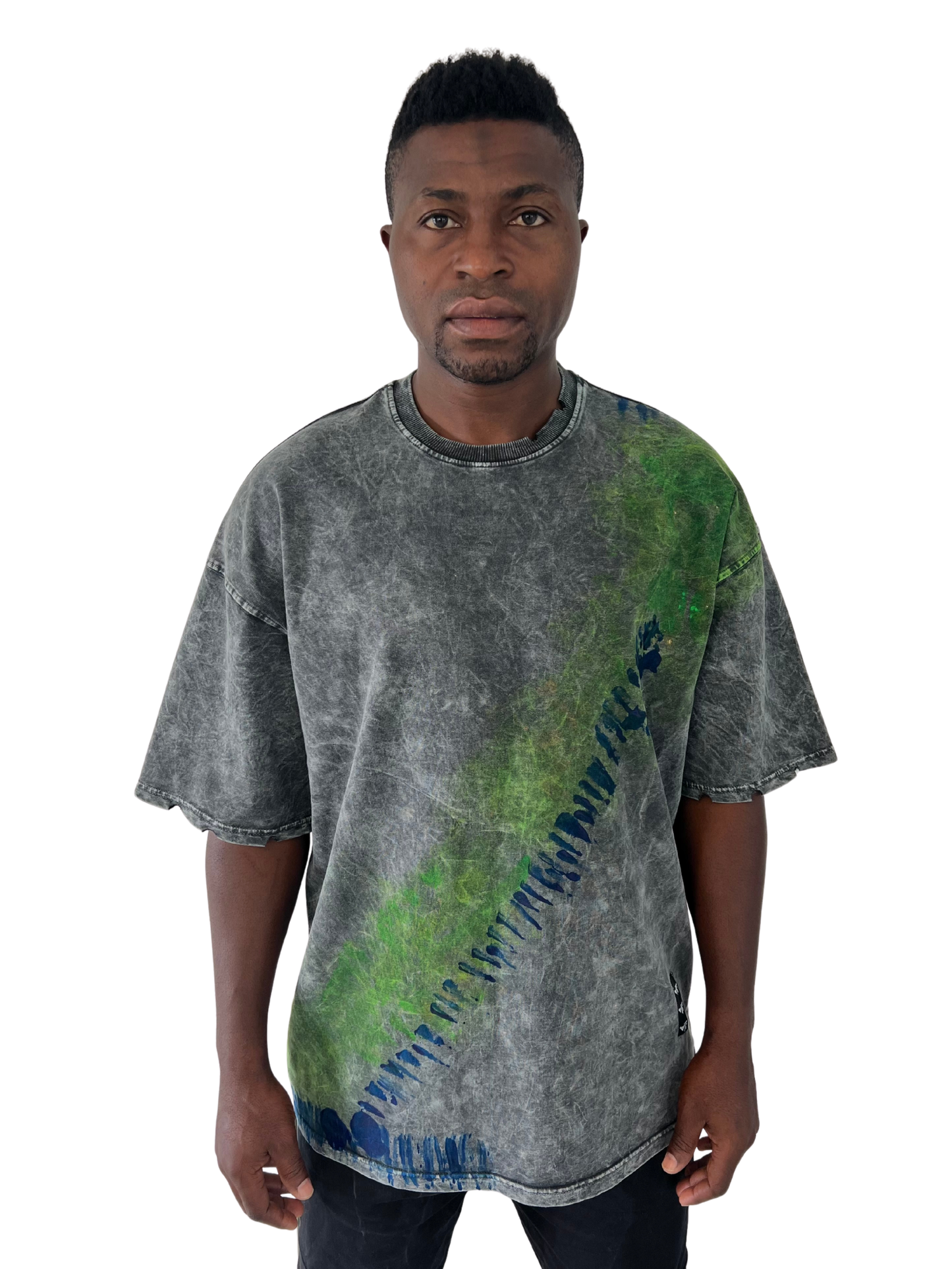Tricou gri inchis vopsit manual