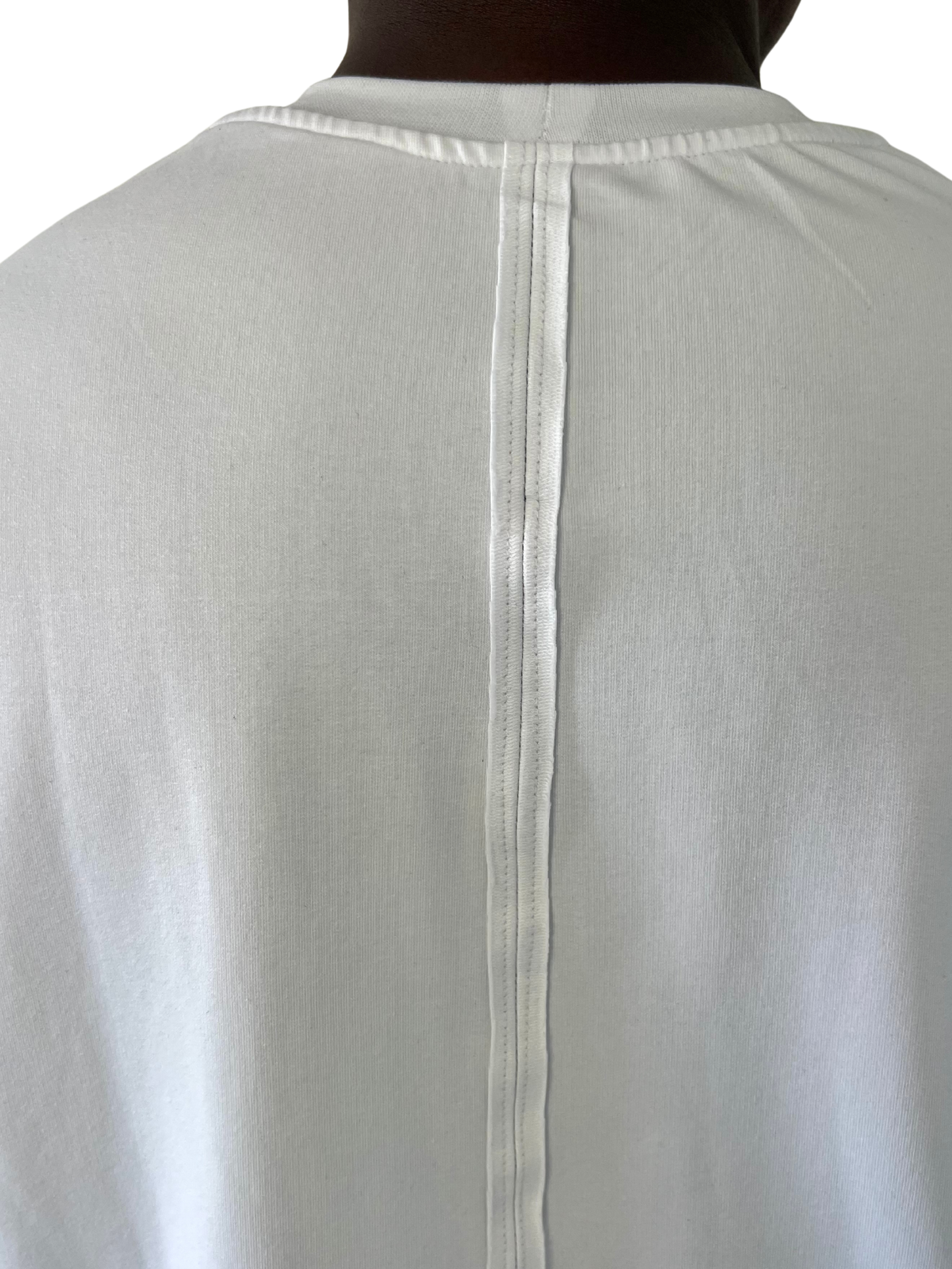 Tricou alb oversize cu multiple taieturi