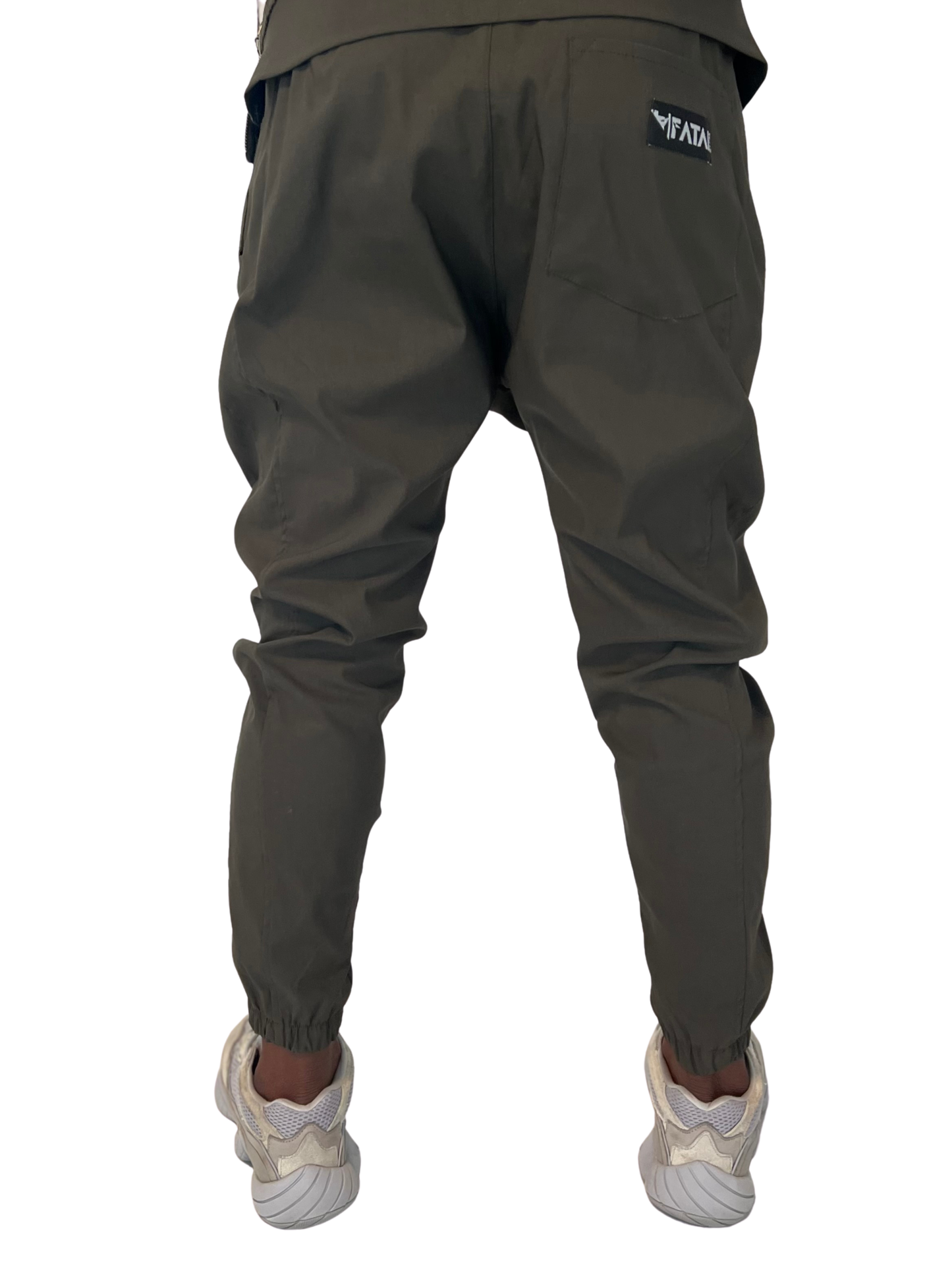 Pantaloni kaki cu elastec