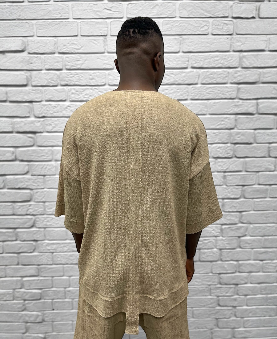 Tricou crem din material vaporos
