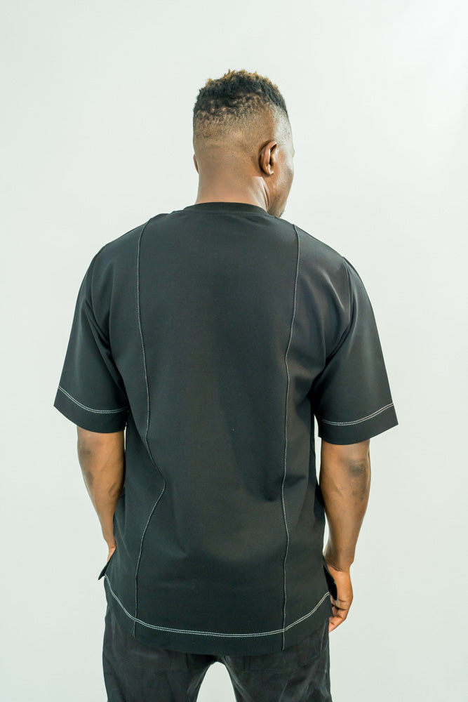 Tricou negru cu cusaturi albe