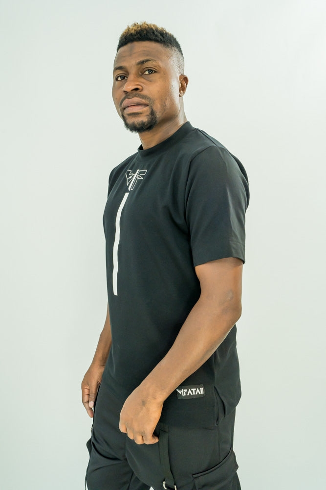 Tricou negru cu print pe fata