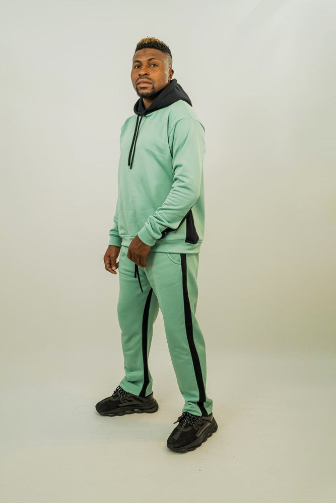 Pantaloni verde menta cu dungi negre