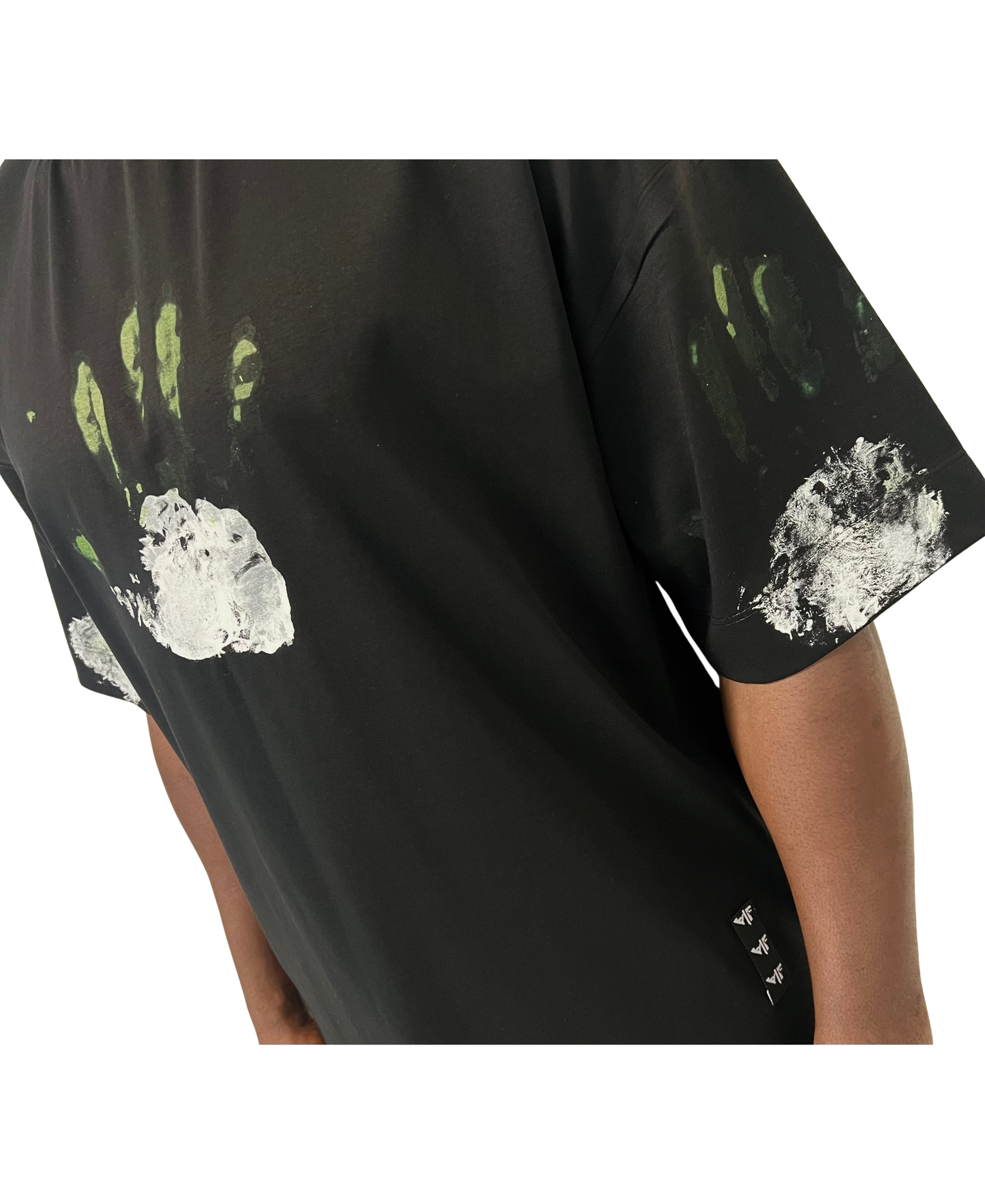 Tricou negru vopsit manual