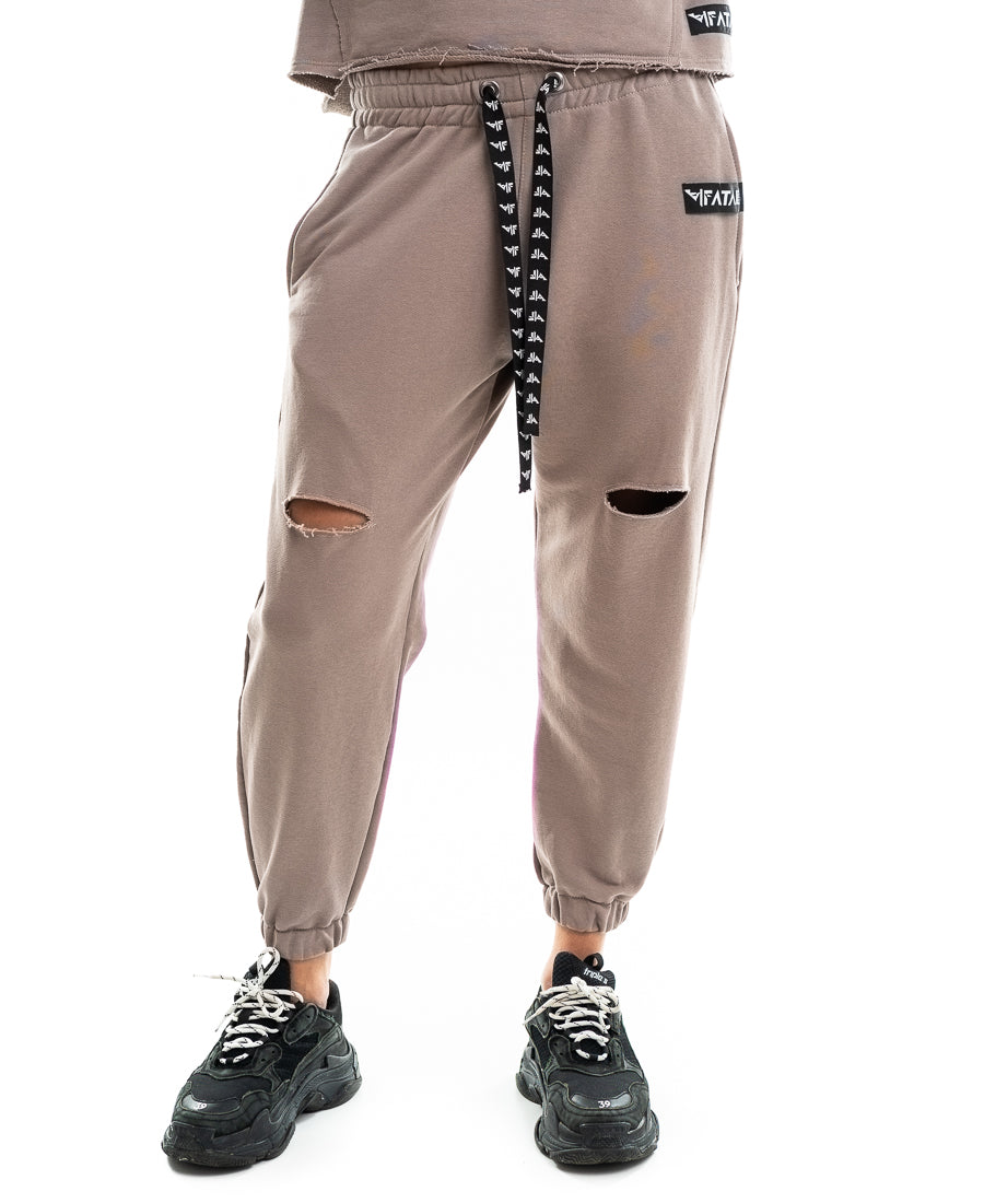 Pantaloni capuccino cu o taietura pe picior si elastec la glezna