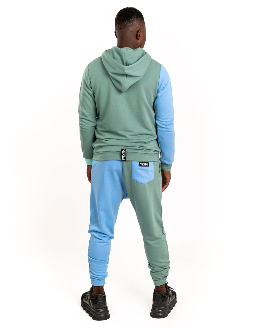Trening multicolor cu bluza cu fermoar