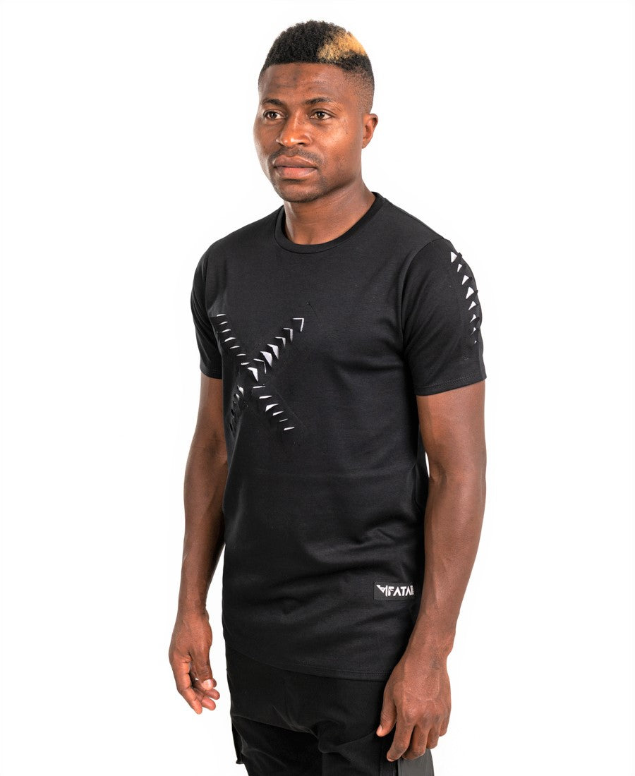 Tricou negru cu multiple taieturi albe