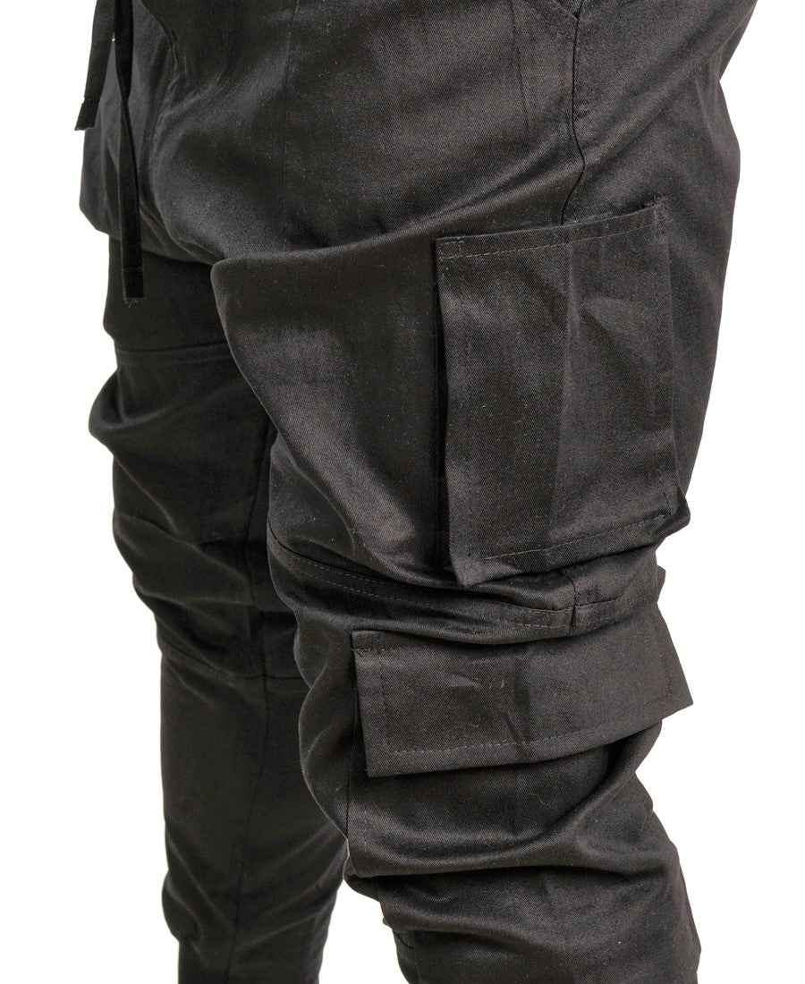 Pantaloni negri cu diverse buzunare laterale si elastec la glezna