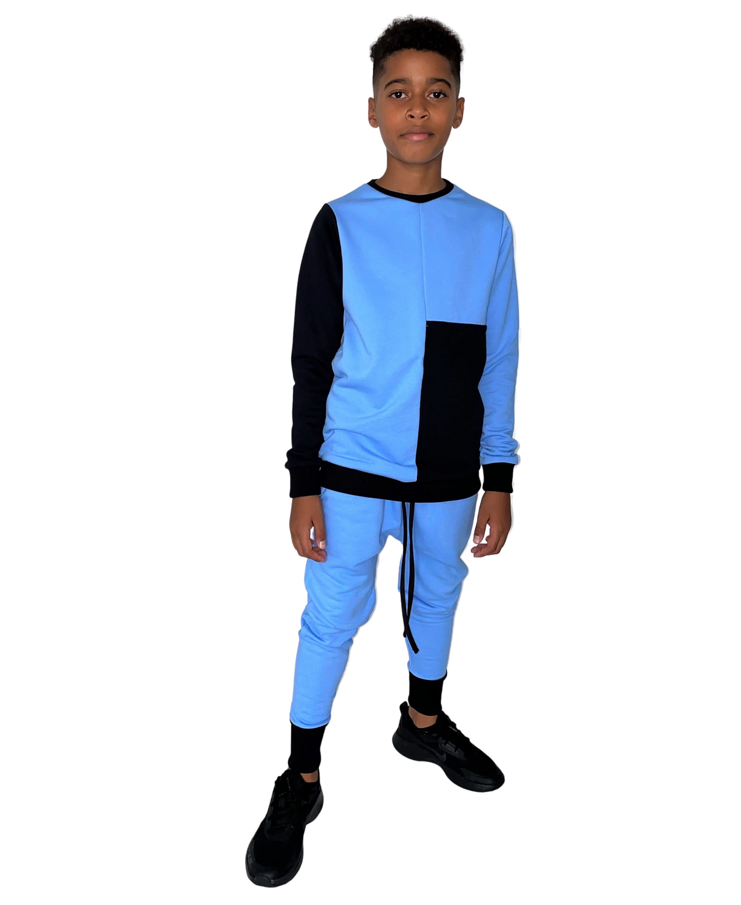 Trening unisex albastru cu detalii negre