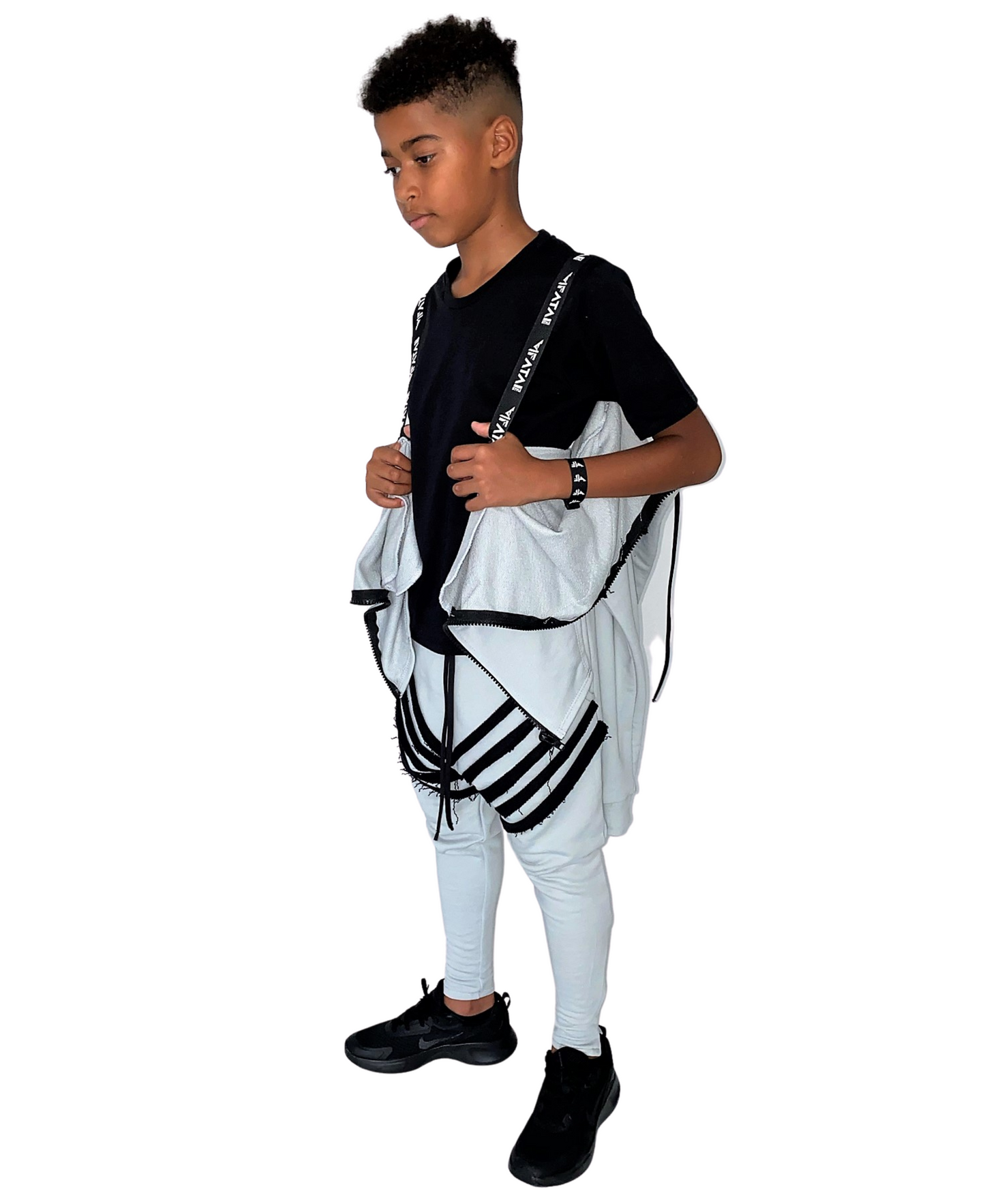 Trening unisex gri cu detalii negre si bretele pe interior tip ghiozdan