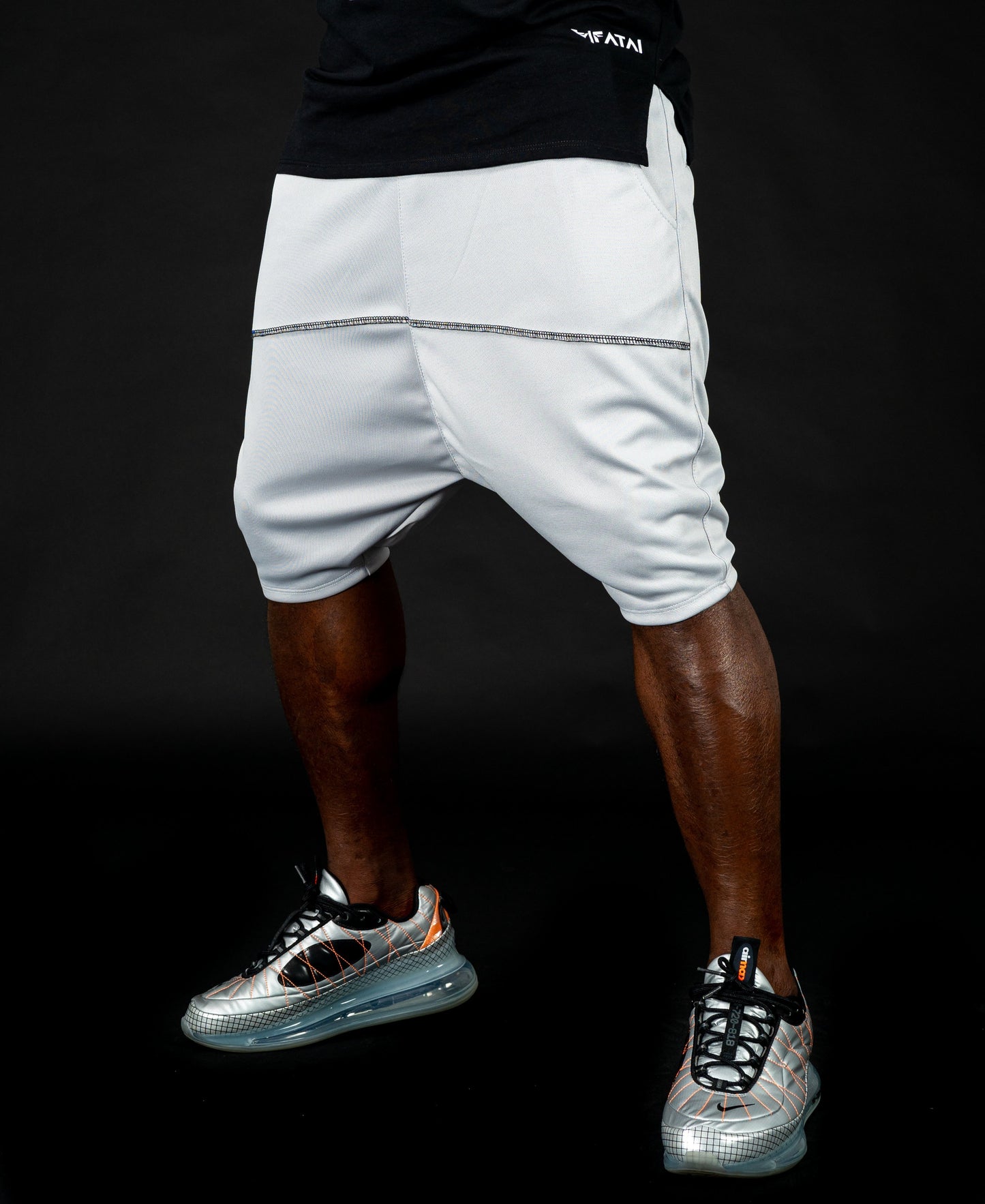 Short grey trousers with black sewing - Fatai Style
