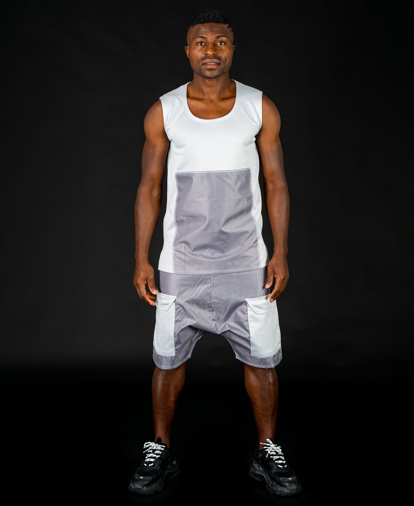 Sleveless t-shirt with grey design - Fatai Style