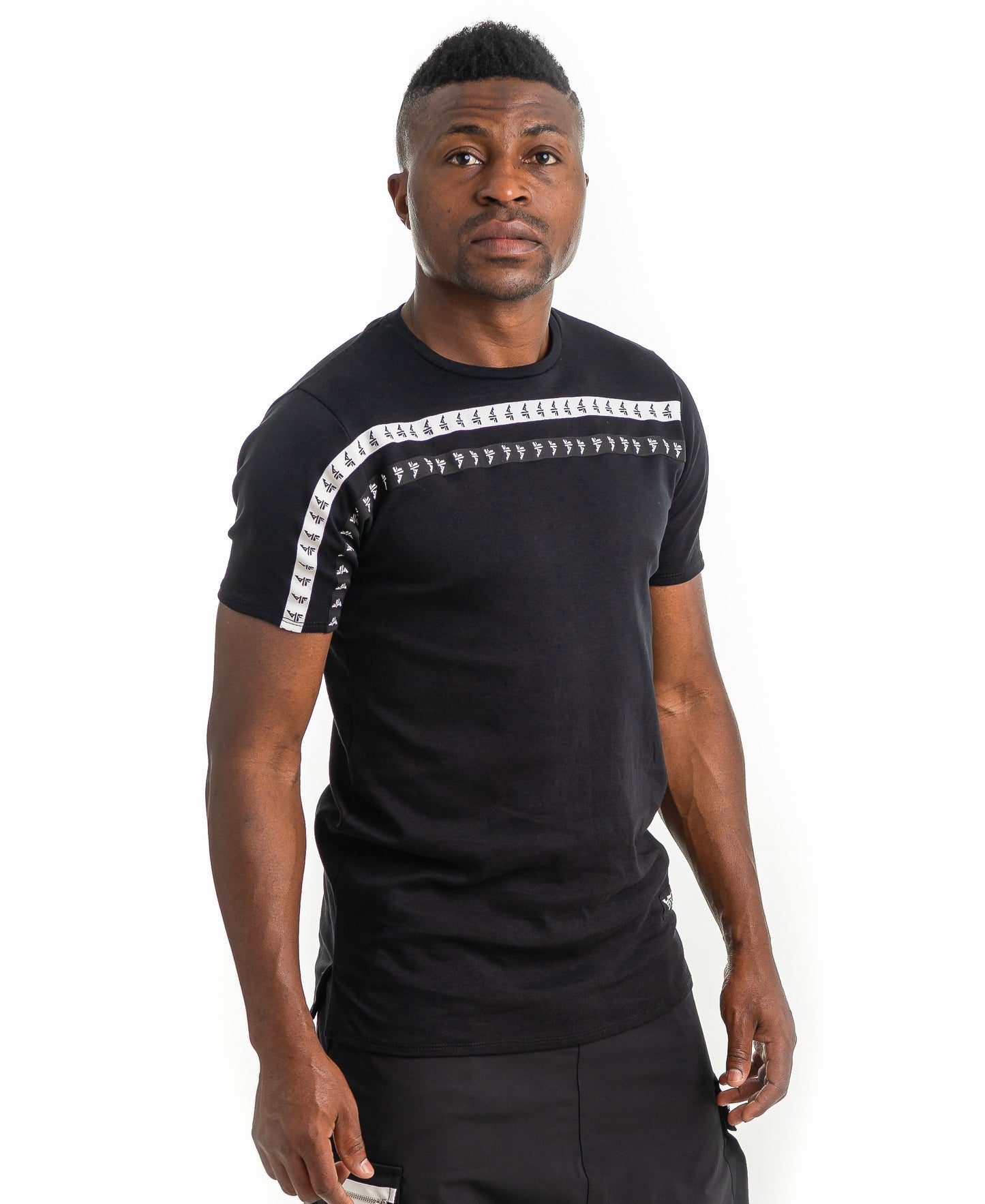 Tricou negru cu banda orizontala logo Fatai Style