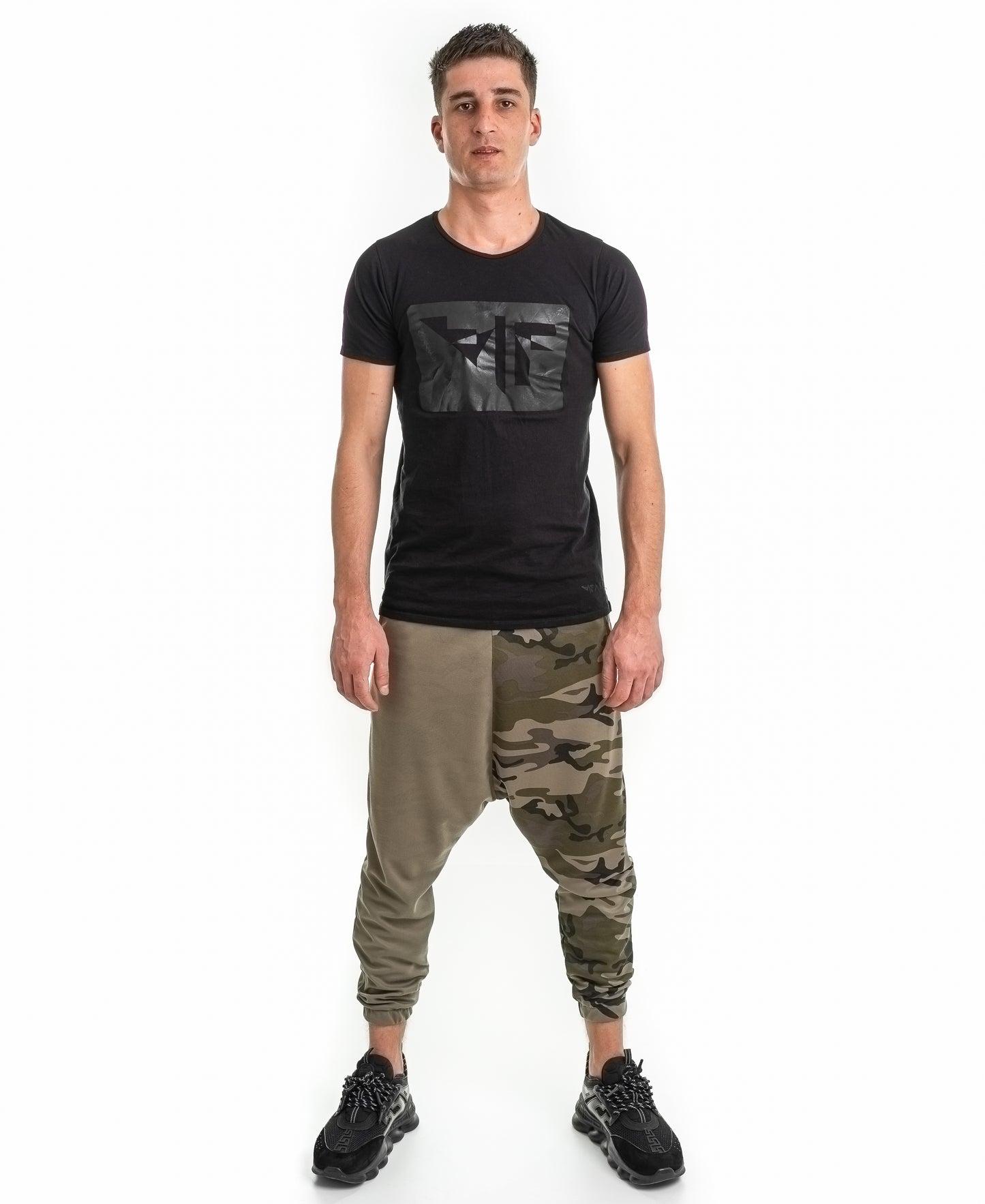 Pantaloni in combinatie verde/camo