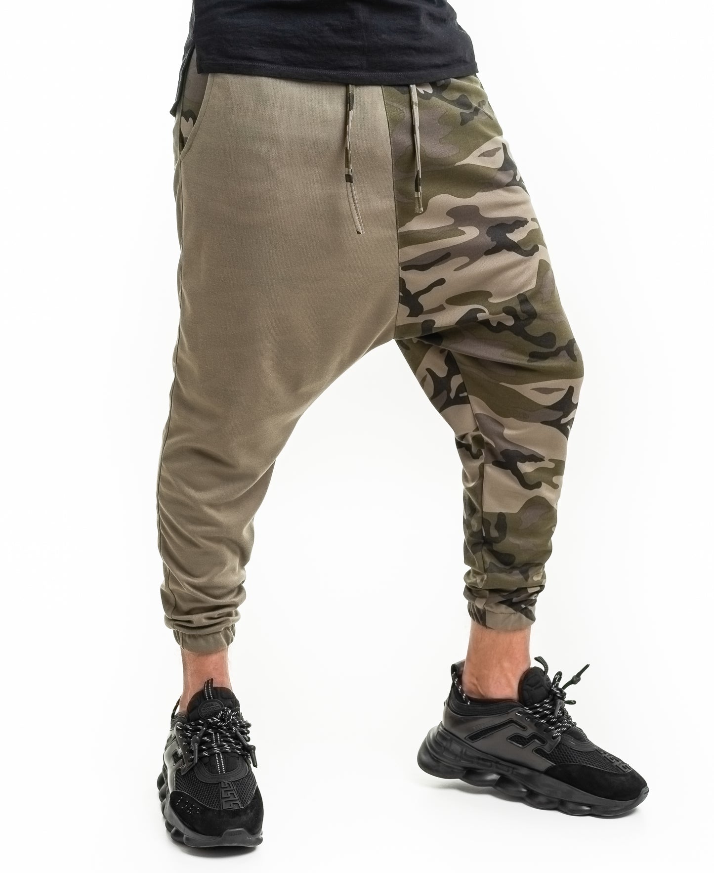 Pantaloni in combinatie verde/camo
