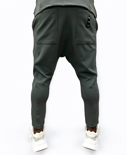 Pantaloni kaki cu design lateral
