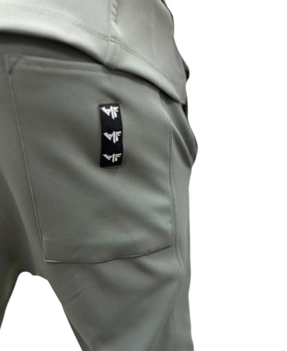 Pantaloni kaki cu design lateral