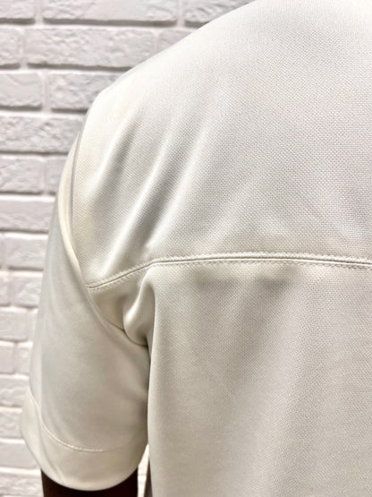 Compleu off-white cu detalii negre