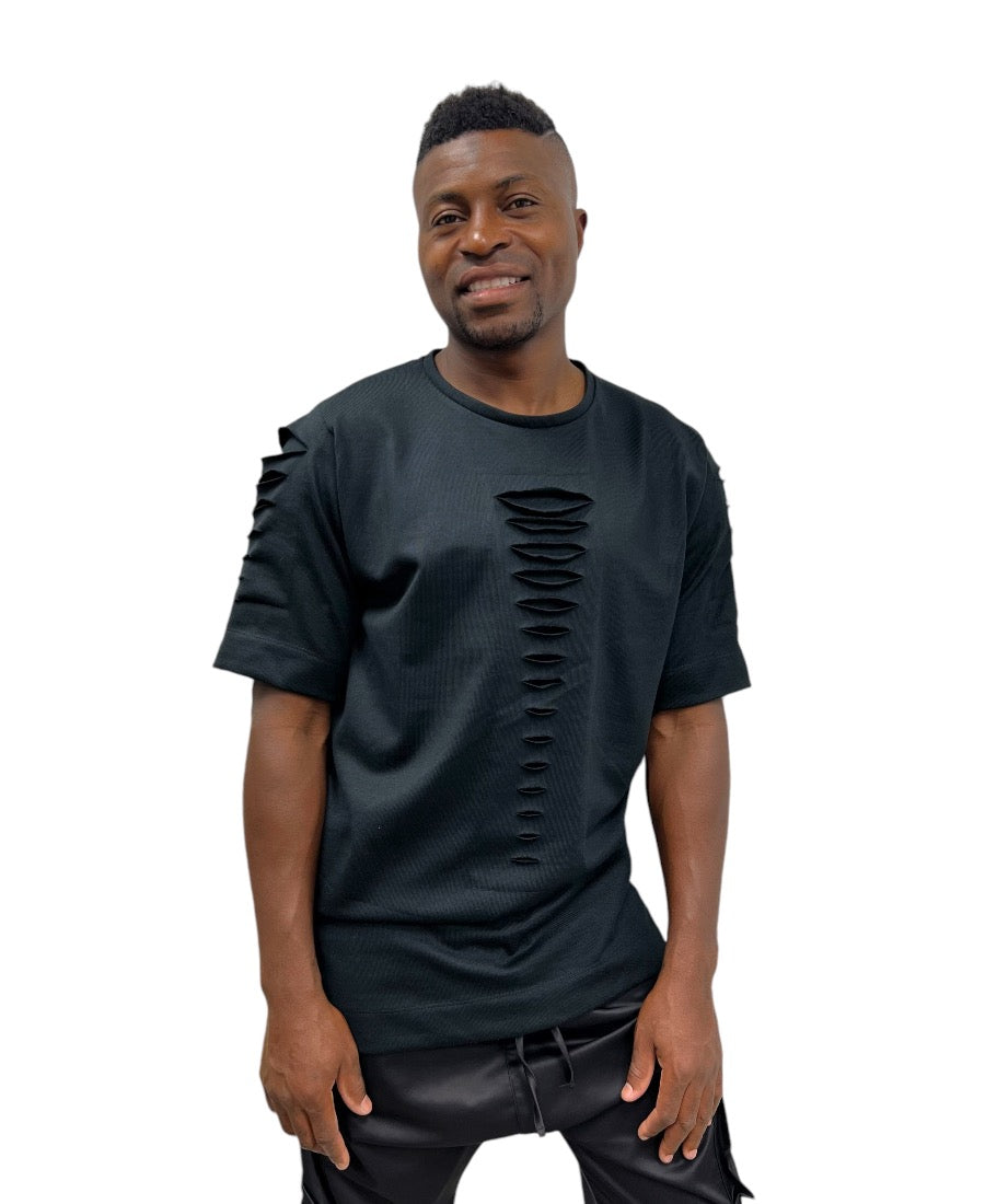 Tricou negru cu taieturi de design