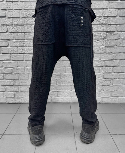 Pantaloni negri din material vaporos