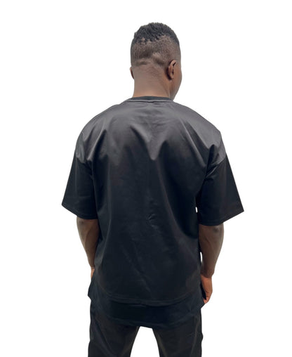 Tricou negru din doc lucios • cu extensie