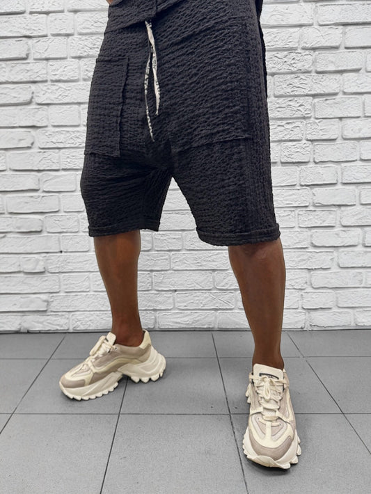 Pantaloni negri din material vaporos