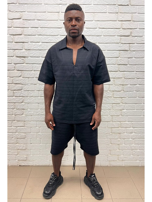 Compleu negru cu decolteu