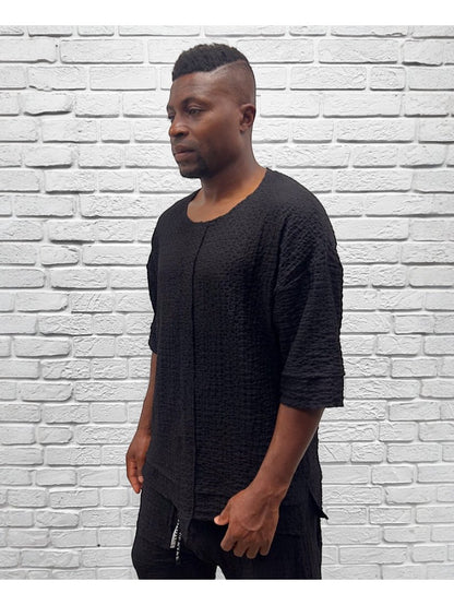 Tricou negru din material vaporos