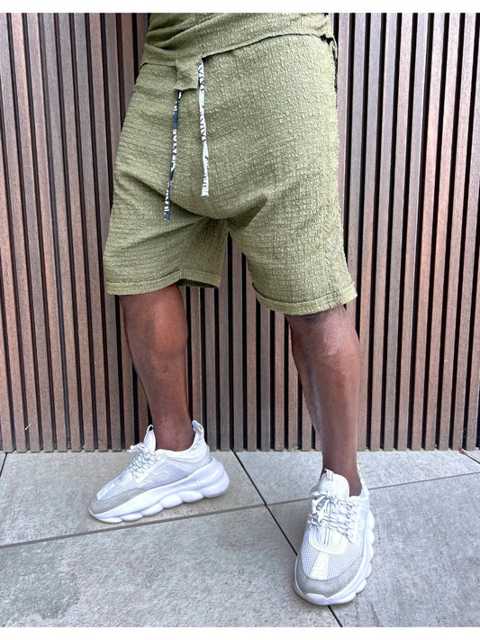 Pantaloni kaki din material vaporos