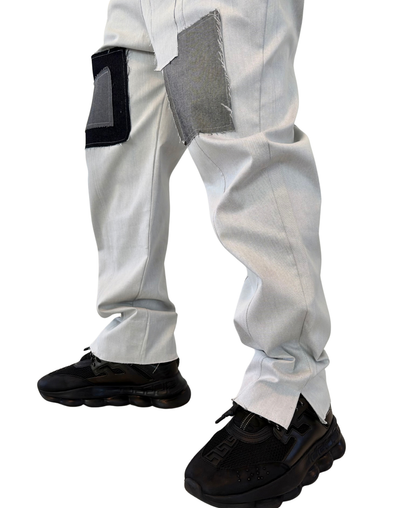 Pantaloni lungi tip blugi cu diverse petice de design