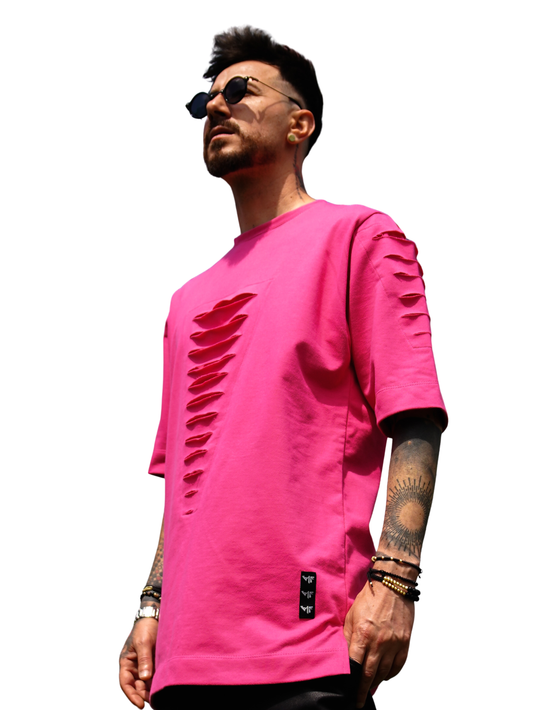 Tricou roz cu taieturi de design