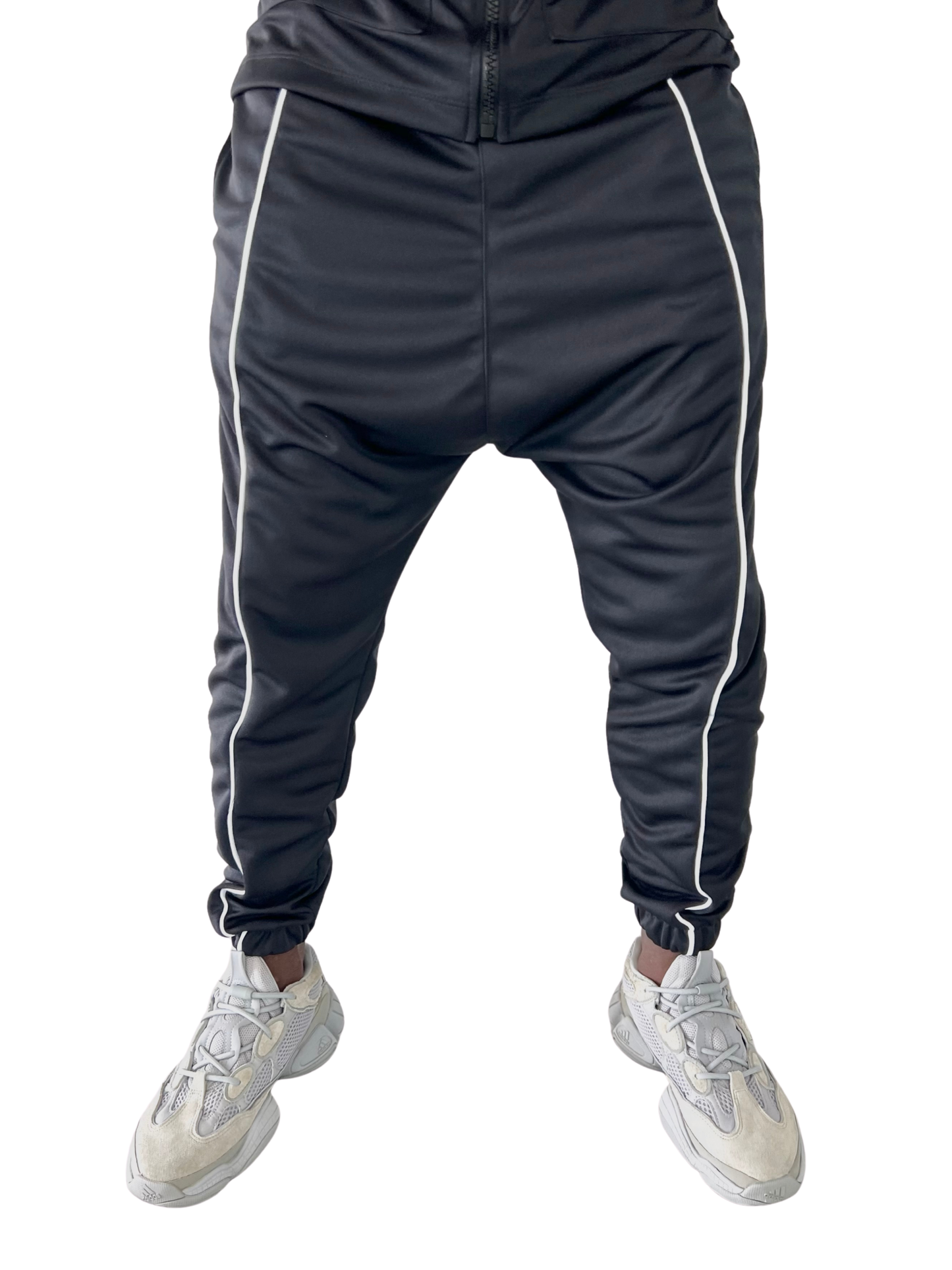 Pantaloni negri cu alb ca design