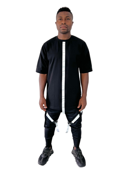 Compleu negru cu banda alba aplicata (tricou + pantaloni)
