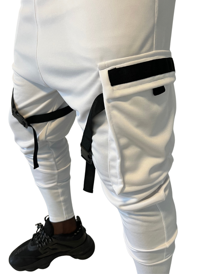 Pantaloni albi cu banda neagra aplicata