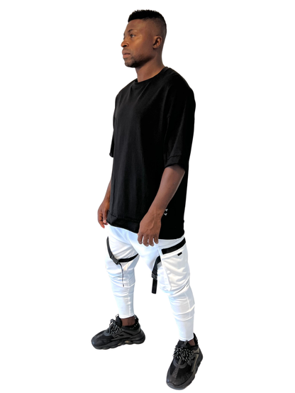 Pantaloni albi cu banda neagra aplicata