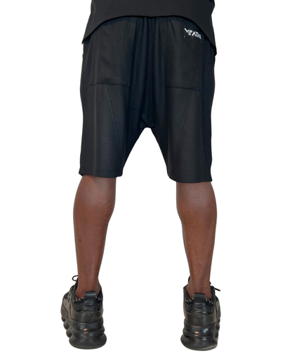 Pantaloni scurti negri cu o cusatura de design si snur crem negru