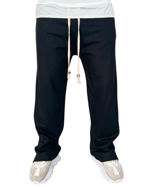 Pantaloni negri cu snur crem si cusaturi de design