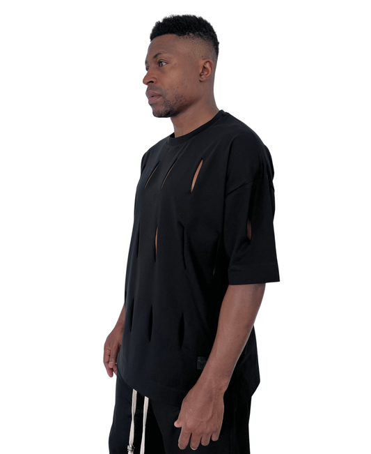 Tricou negru cu taieturi